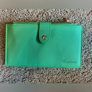 Green wallet
